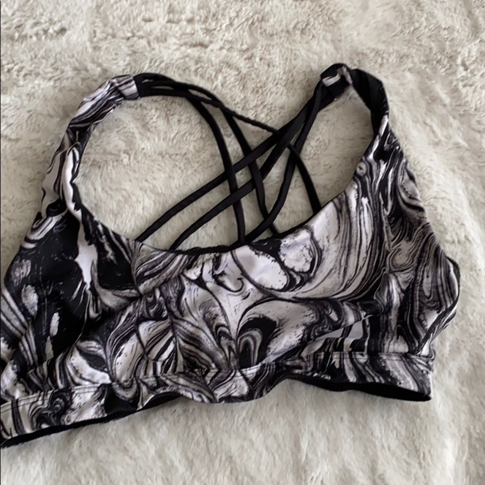 Victoria’s Secret Black + White Marble Sports Bra